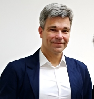 Dr. Hagen Schmidt