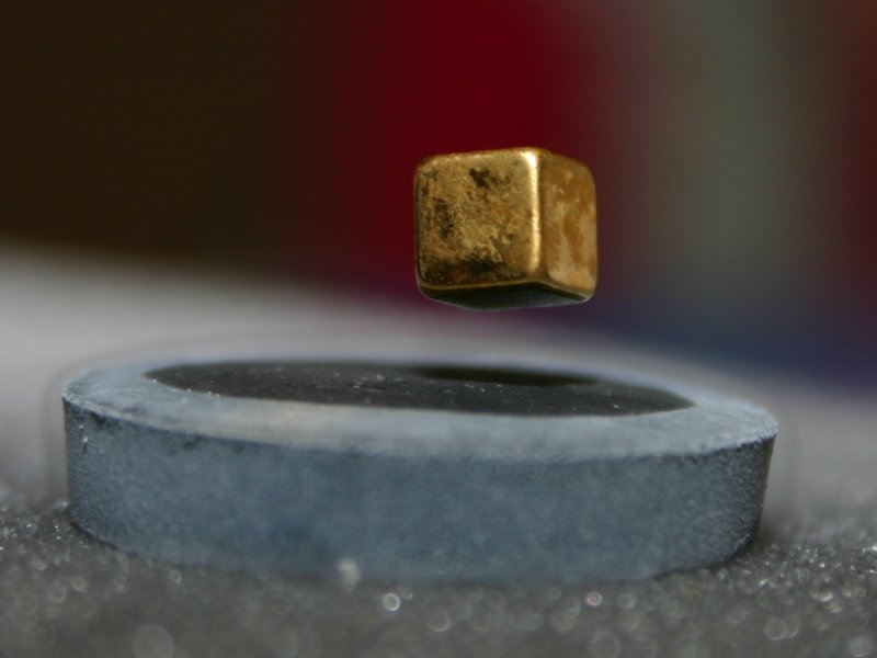 High temperature superconductor magnetic levitation